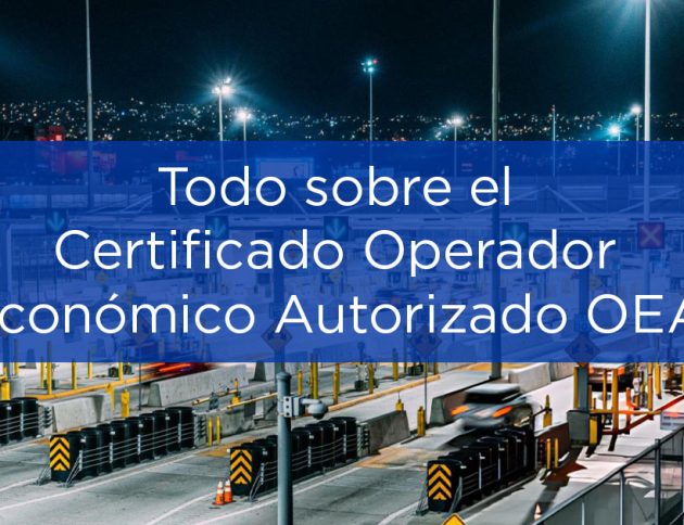 Camión de carga cruzando aduana de forma rápida gracias al Certificado Operador Económico Autorizado OEA en México.